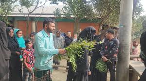 কমলা কবিরাজ আইসক্রিম বিক্রেতা থেকে…..