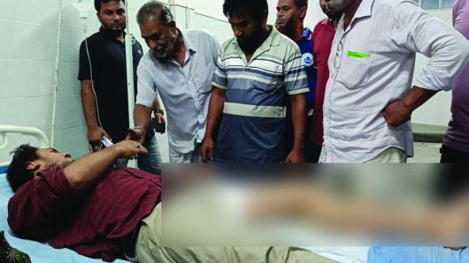 এক কর্মচারীকে গুলি মোংলা বন্দর কর্তৃপক্ষের