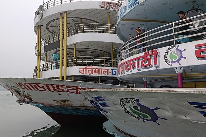 ৯ লঞ্চ জব্দ, আটক ৪ ঝালকাঠিতে অ্যাডভেঞ্চার