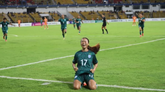 ১৭ মাসেই তছনছ ষোল বছরের শ্রম